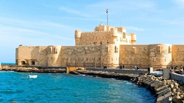 Full Day Tour to Alexandria (Catacombs, Library & Qaitbay Citadel) 2